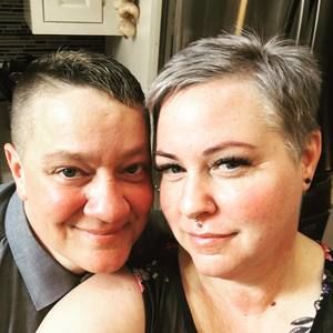 Meet your Posher, Leslie